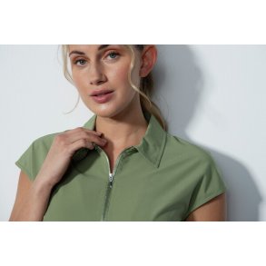 Acerra sleeveless polo