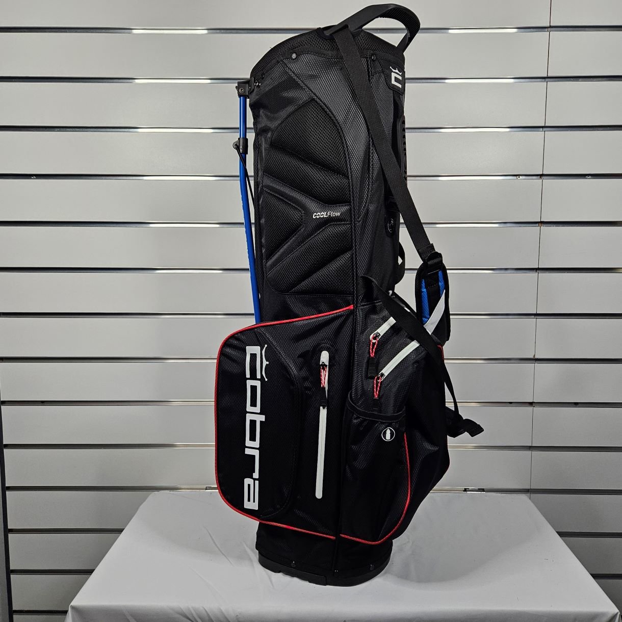 Cobra ultradry stand bag