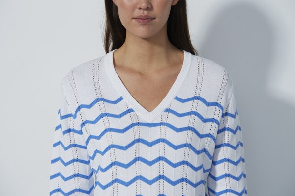 Wave Pullover