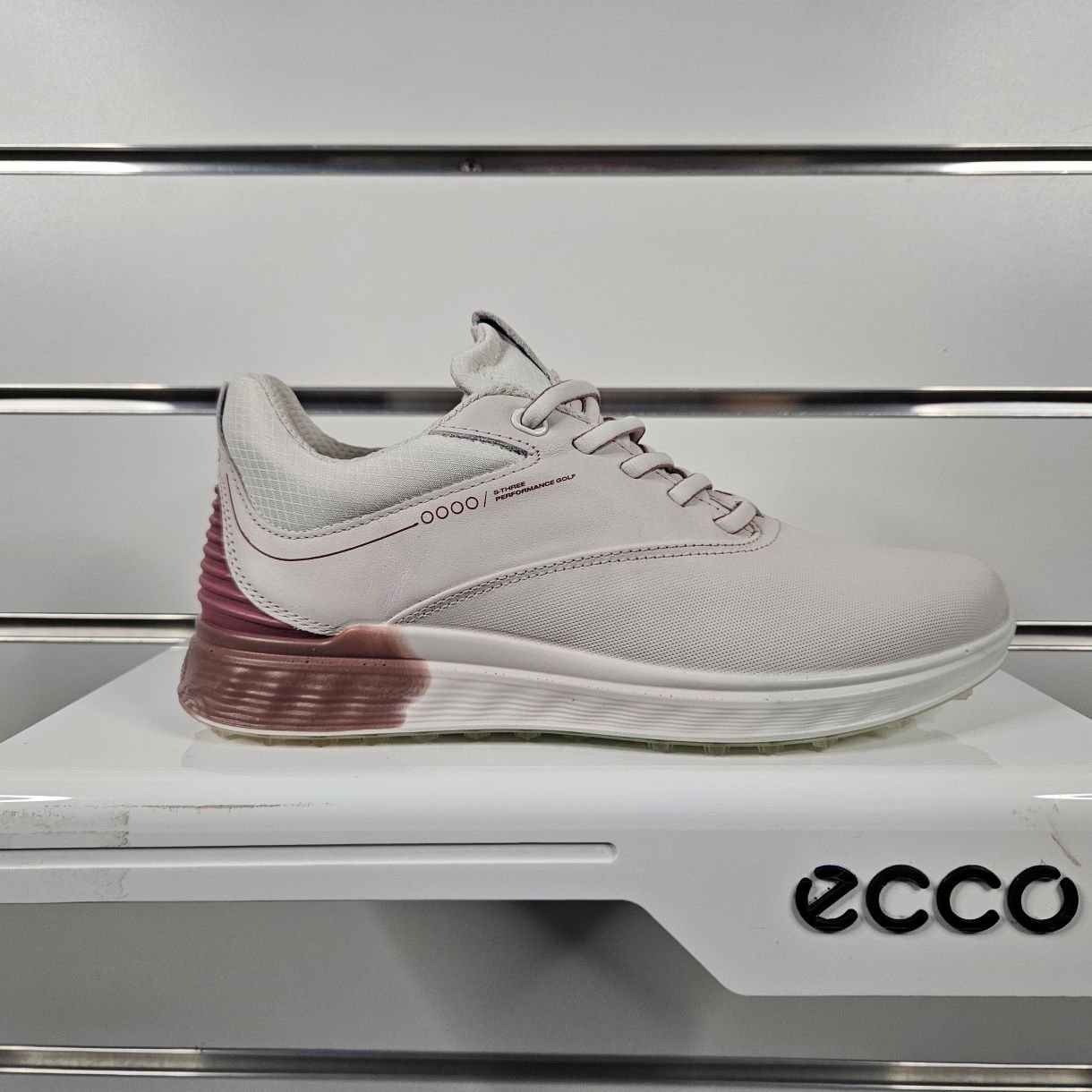 ECCO S-Three dame