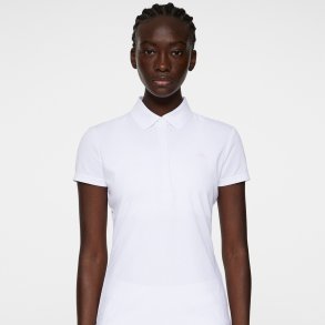 Karlie Polo W
