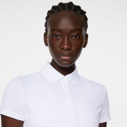 Karlie Polo W